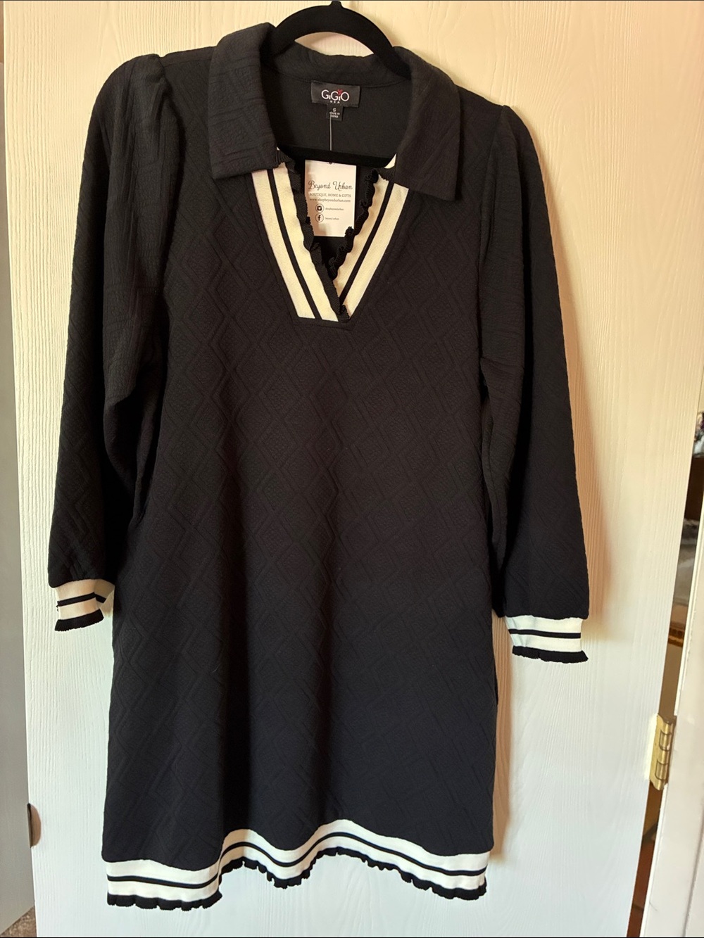 G.G.O Black Knit Collar Dress with Ivory Trim, small. NWT